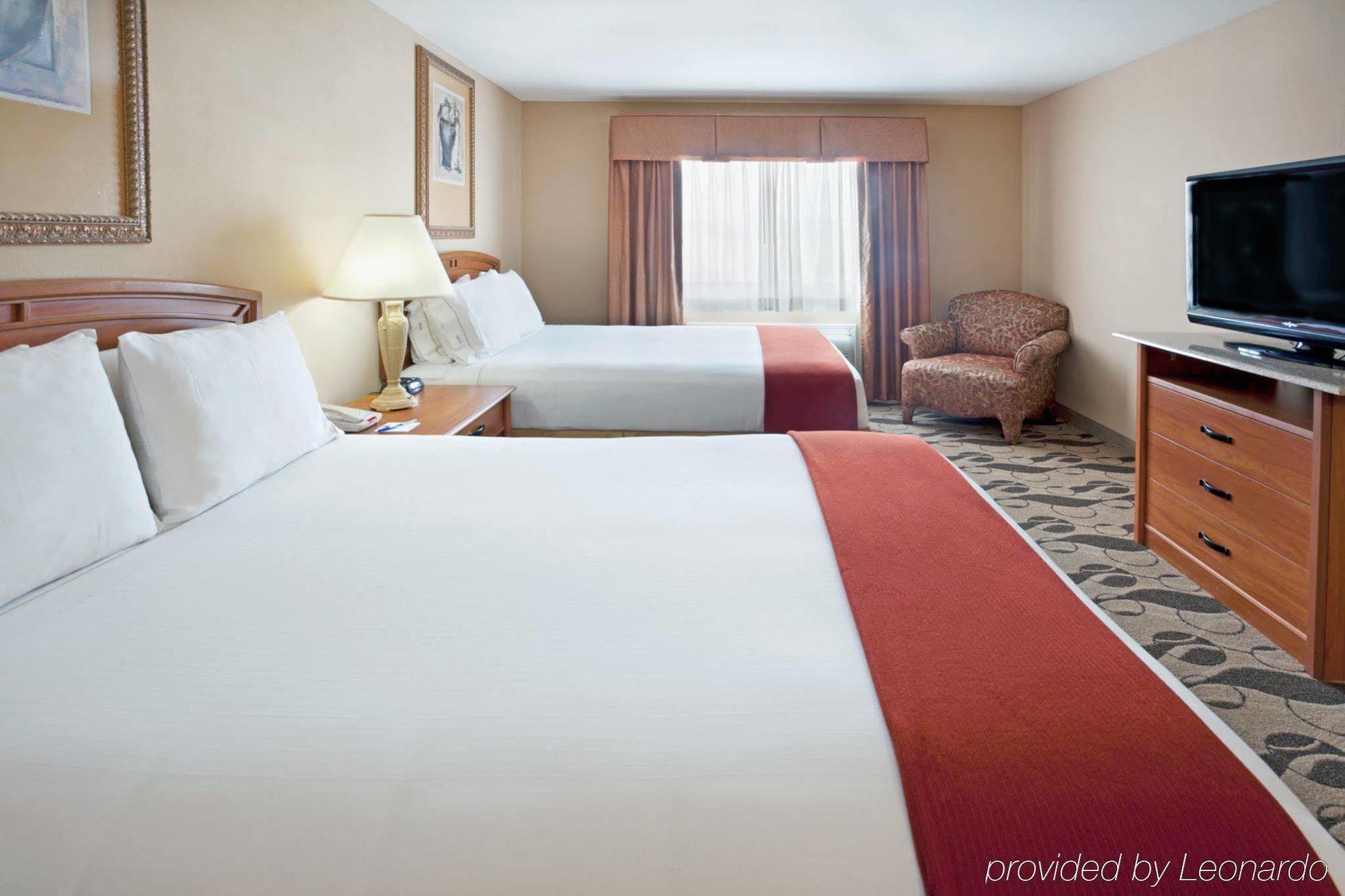 Holiday Inn Express Hotel & Suites Elgin By Ihg Exteriér fotografie